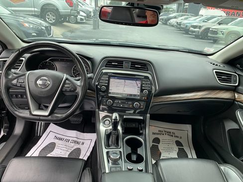 Used 2017 Nissan Maxima Platinum FWD image 15
