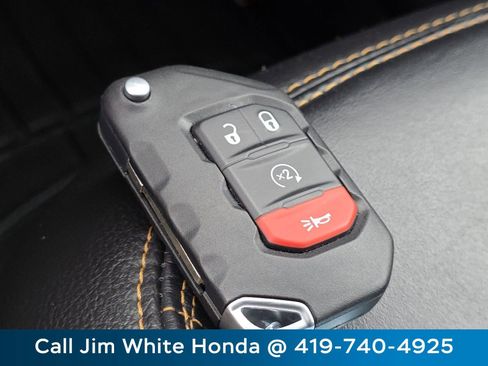 Used 2021 Jeep Wrangler Unlimited Sahara image 34