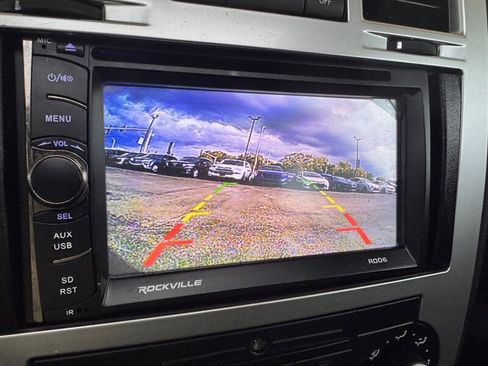 Used 2009 Chrysler 300 Touring image 17