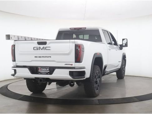 Used 2026 GMC Sierra 3500 AT4 w/ AT4 Premium Plus Package AWD/4WD image 7