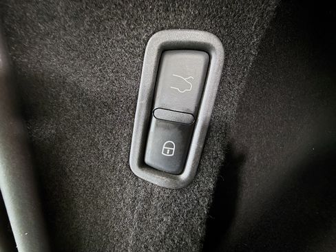 Used 2022 Maserati Levante GT image 39