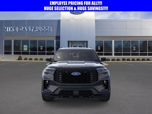 New 2026 Ford Explorer ST-Line w/ ST-Line Street Pack AWD/4WD image 6