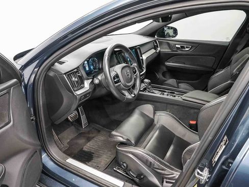 Used 2019 Volvo S60 T5 R-Design FWD image 17