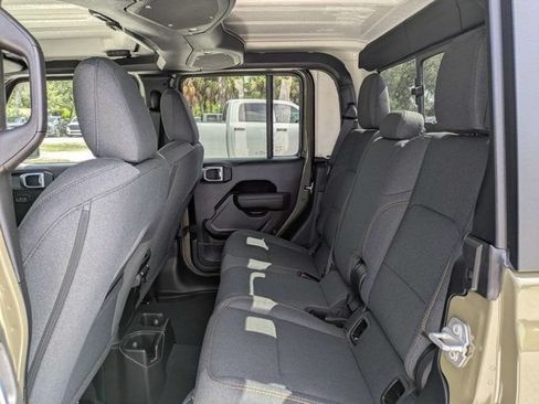 New 2026 Jeep Gladiator Sport AWD/4WD image 13
