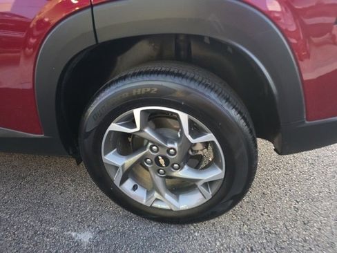 Used 2025 Chevrolet Trax LT image 6