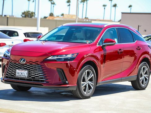 Used 2024 Lexus RX 350 FWD w/ Technology Package image 3
