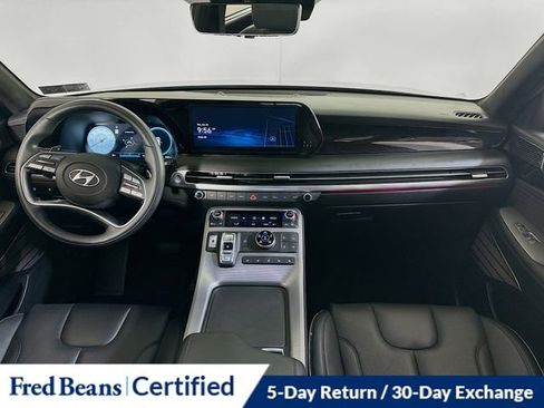 Used 2025 Hyundai Palisade Calligraphy image 18
