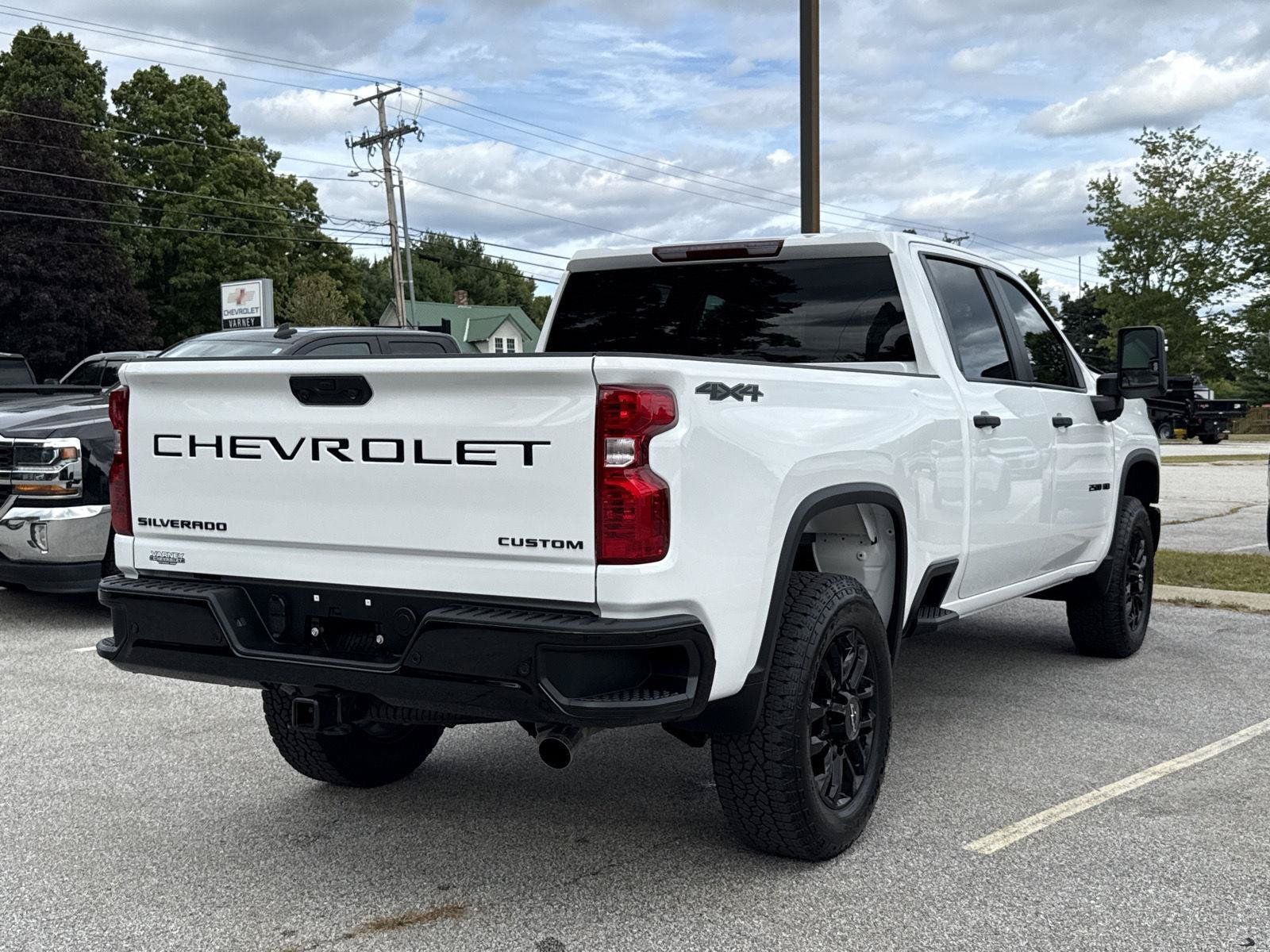 New 2026 Chevrolet Silverado 2500 Custom w/ Custom Value Package AWD/4WD image 13