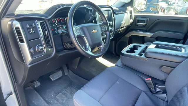 Used 2017 Chevrolet Silverado 1500 LT w/ Max Trailering Package RWD image 10