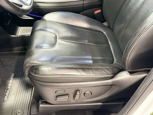 Used 2021 Hyundai Palisade Limited AWD/4WD image 18