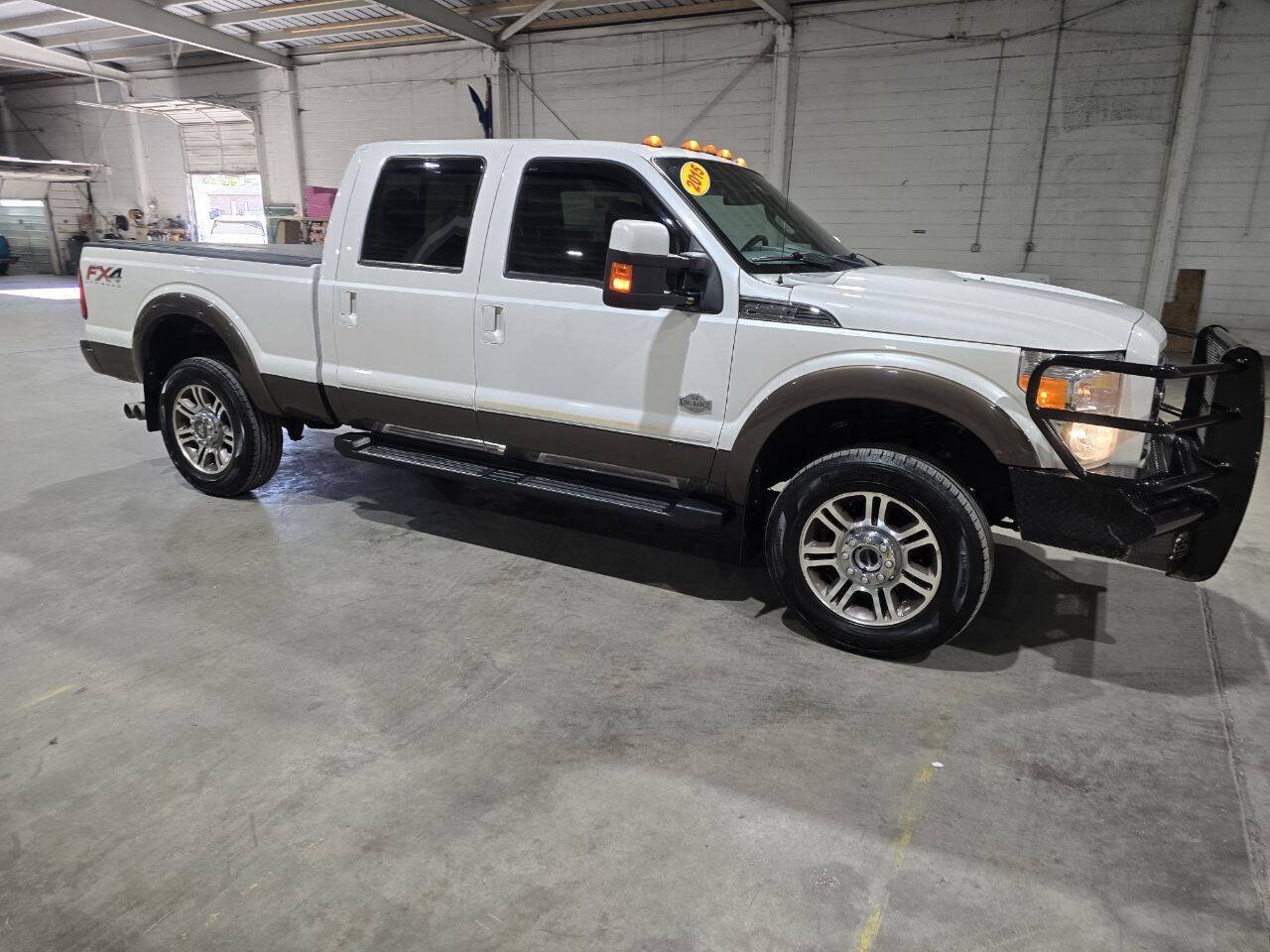 Used 2015 Ford F250 King Ranch w/ FX4 Off-Road Package AWD/4WD image 18