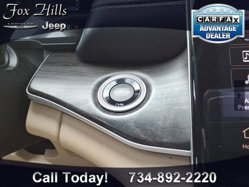 Used 2023 Jeep Grand Cherokee Limited w/ Trailer Tow Prep Group (B) image 25