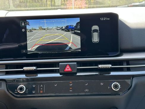 New 2026 Kia Sportage LX FWD image 33