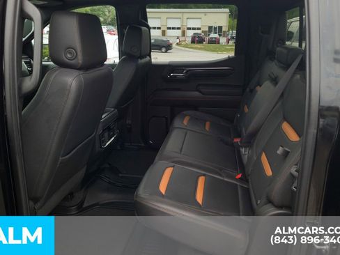 Used 2023 GMC Sierra 1500 AT4 w/ AT4 Premium Package AWD/4WD image 18
