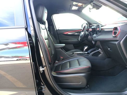 Used 2024 Chevrolet TrailBlazer RS w/ Driver Confidence Package image 29