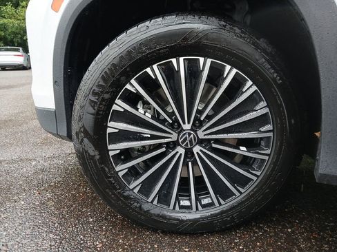 New 2025 Volkswagen Tiguan S image 25