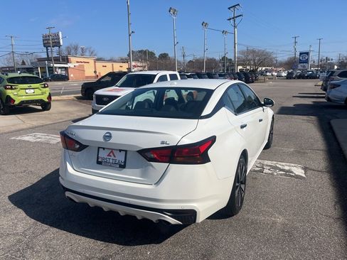Used 2022 Nissan Altima 2.5 SL image 4