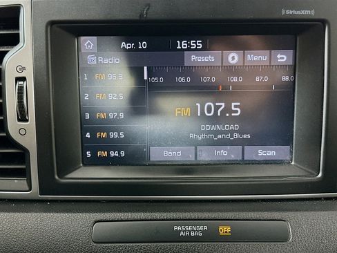 Used 2017 Kia Sportage LX w/ LX Popular Package image 19