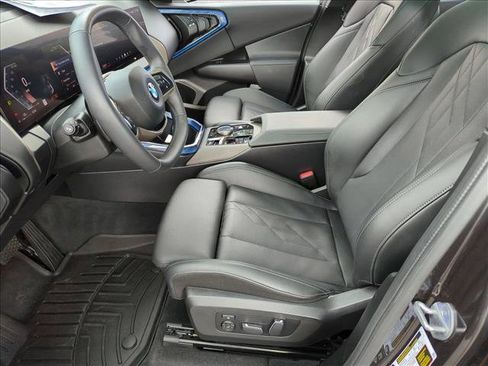 Used 2025 BMW X3 xDrive30i w/ Premium Package AWD/4WD image 16