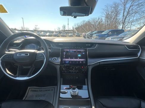 Used 2024 Jeep Grand Cherokee L Limited w/ Luxury Tech Group II image 29