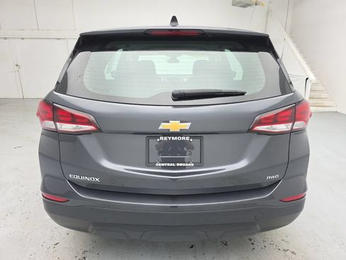 Used 2022 Chevrolet Equinox LS AWD/4WD image 11