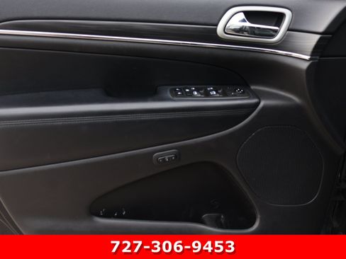 Used 2021 Jeep Grand Cherokee Limited RWD image 13