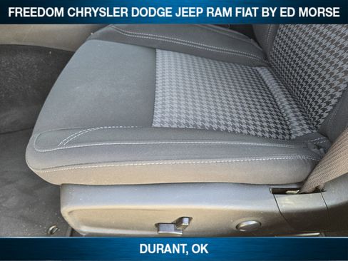 Used 2023 Dodge Charger SXT RWD image 18