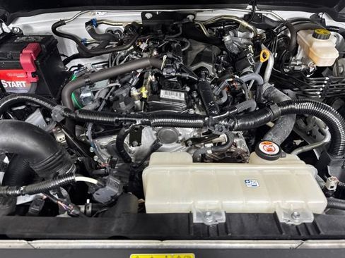 Used 2024 Toyota Tacoma TRD Sport w/ TRD Sport Premium Package AWD/4WD image 9
