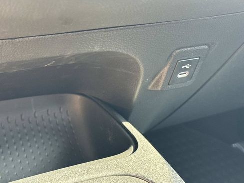 Used 2026 Toyota Corolla LE FWD image 38