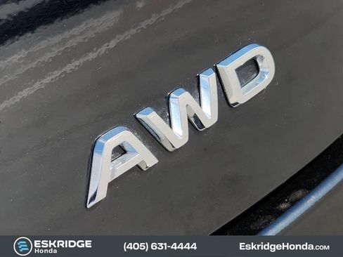 Certified 2025 Honda Pilot Touring image 13