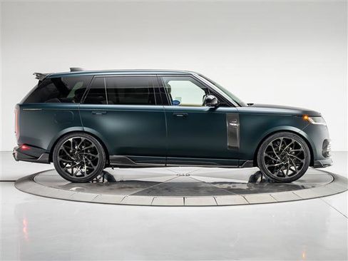 New 2025 Land Rover Range Rover Long Wheelbase Autobiography image 6