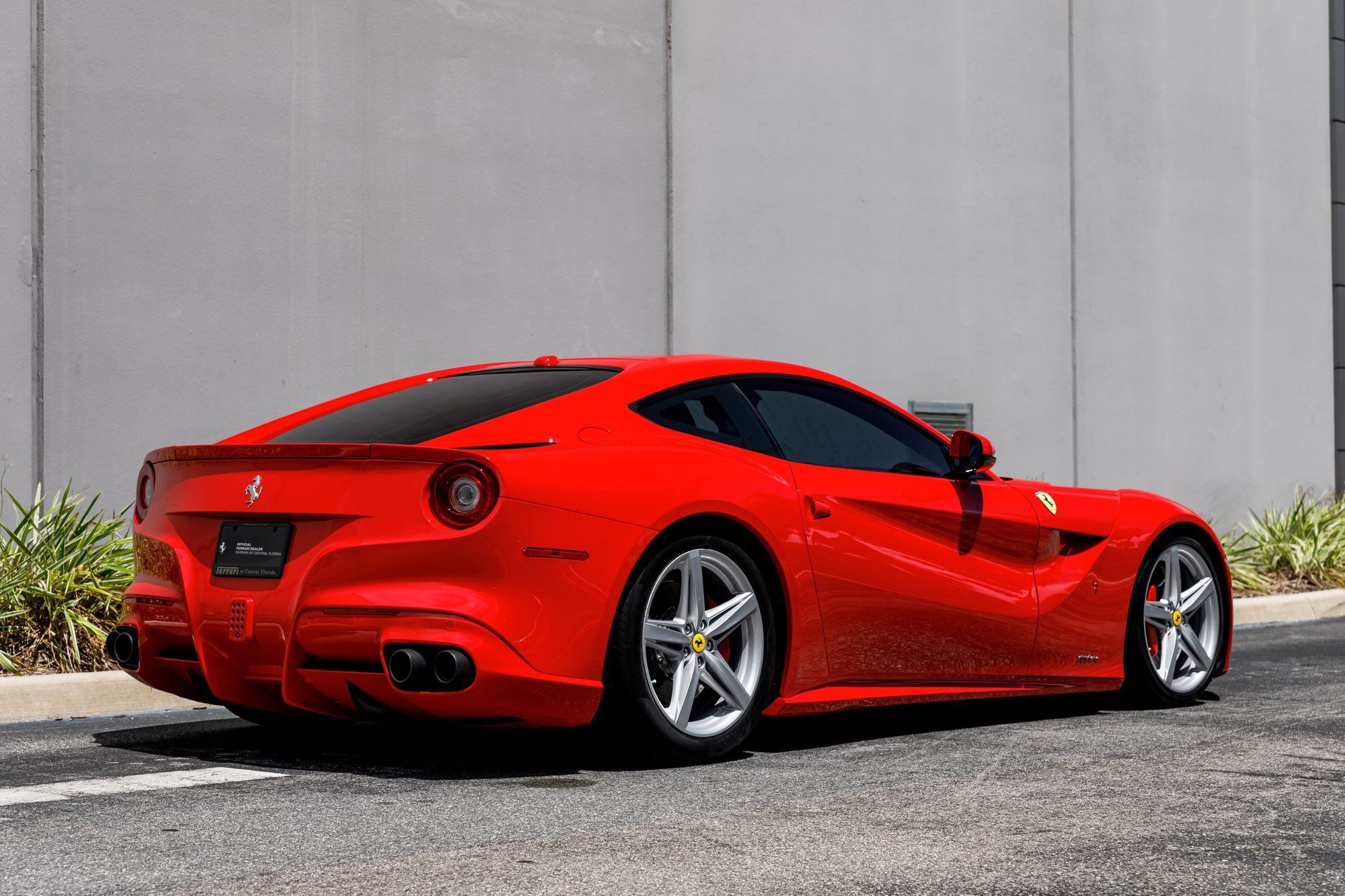 Used 2016 Ferrari F12 Berlinetta RWD image 42