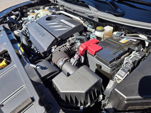 Used 2023 Nissan Rogue SV FWD image 21