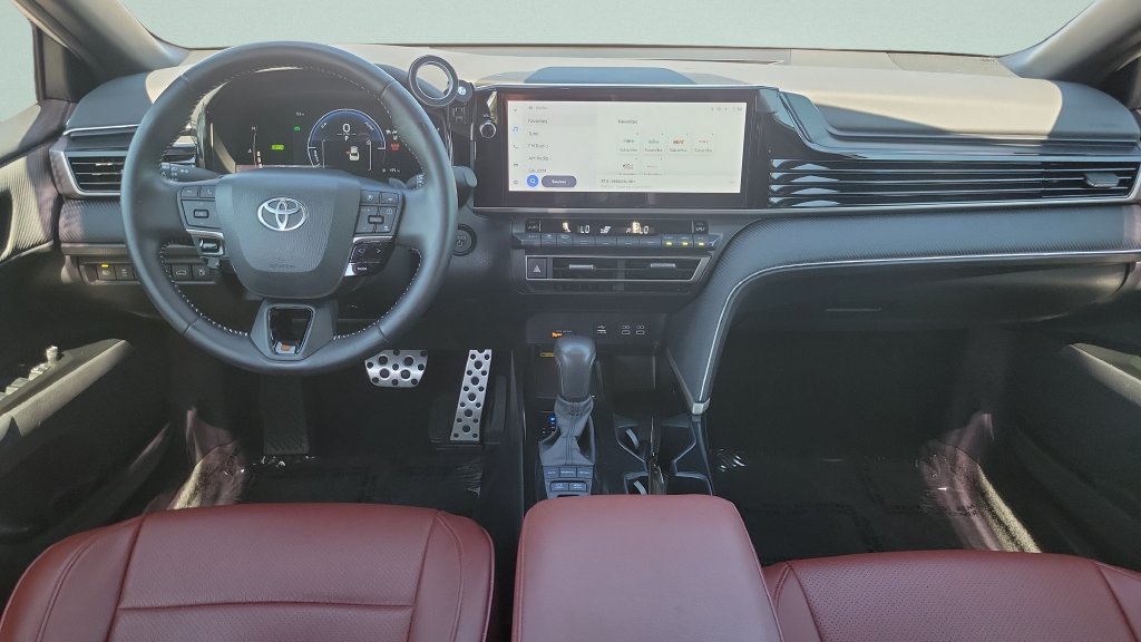 Used 2025 Toyota Camry SE w/ Multimedia Upgrade Package FWD image 12