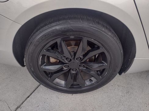 Used 2019 Chevrolet Impala LT image 21