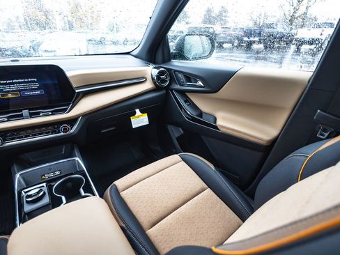 New 2026 Chevrolet Equinox ACTIV w/ Convenience Package III image 19