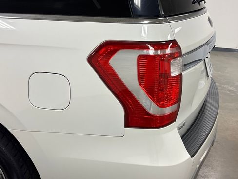 Used 2021 Ford Expedition Max XLT RWD image 15