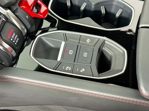 Used 2024 Lamborghini Urus S AWD/4WD image 42