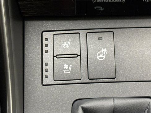 Used 2025 Lexus IS 350 F Sport image 8