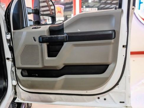 Used 2017 Ford F350 XL w/ Power Equipment Group image 38