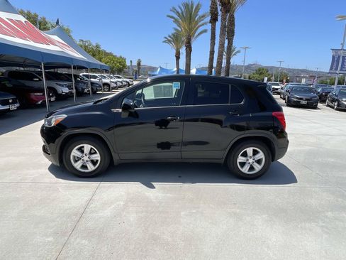 Used 2019 Chevrolet Trax LS w/ Tint and Cruise Package FWD image 29