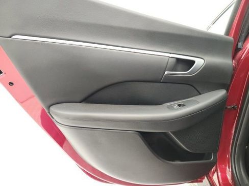 Used 2024 Hyundai Sonata SEL w/ Convenience Package image 9