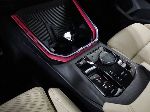 Used 2025 BMW X3 M50 w/ Premium Package image 39