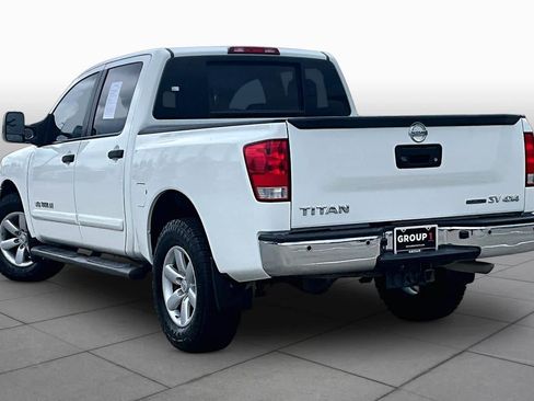 Used 2013 Nissan Titan SV w/ SV Value Truck Pkg AWD/4WD image 11