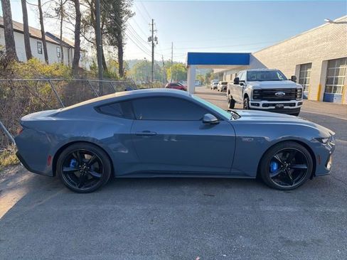 Used 2024 Ford Mustang GT Premium image 4