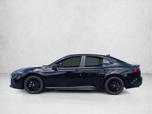 Used 2026 Toyota Camry SE w/ Multimedia Upgrade Package image 5