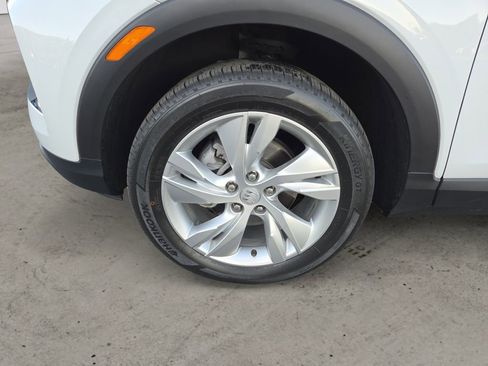 Used 2024 Buick Encore GX Preferred w/ Comfort Package image 9