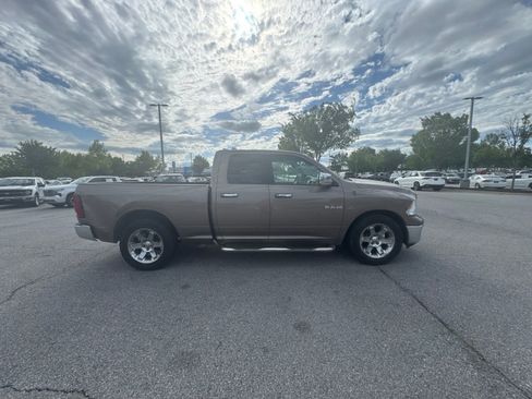 Used 2009 Dodge Ram 1500 Truck Laramie RWD image 4