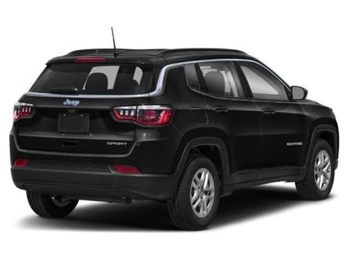Used 2020 Jeep Compass Latitude AWD/4WD image 3