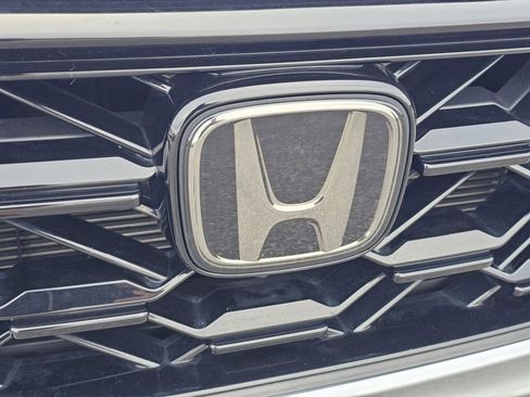 Certified 2023 Honda CR-V Sport image 3